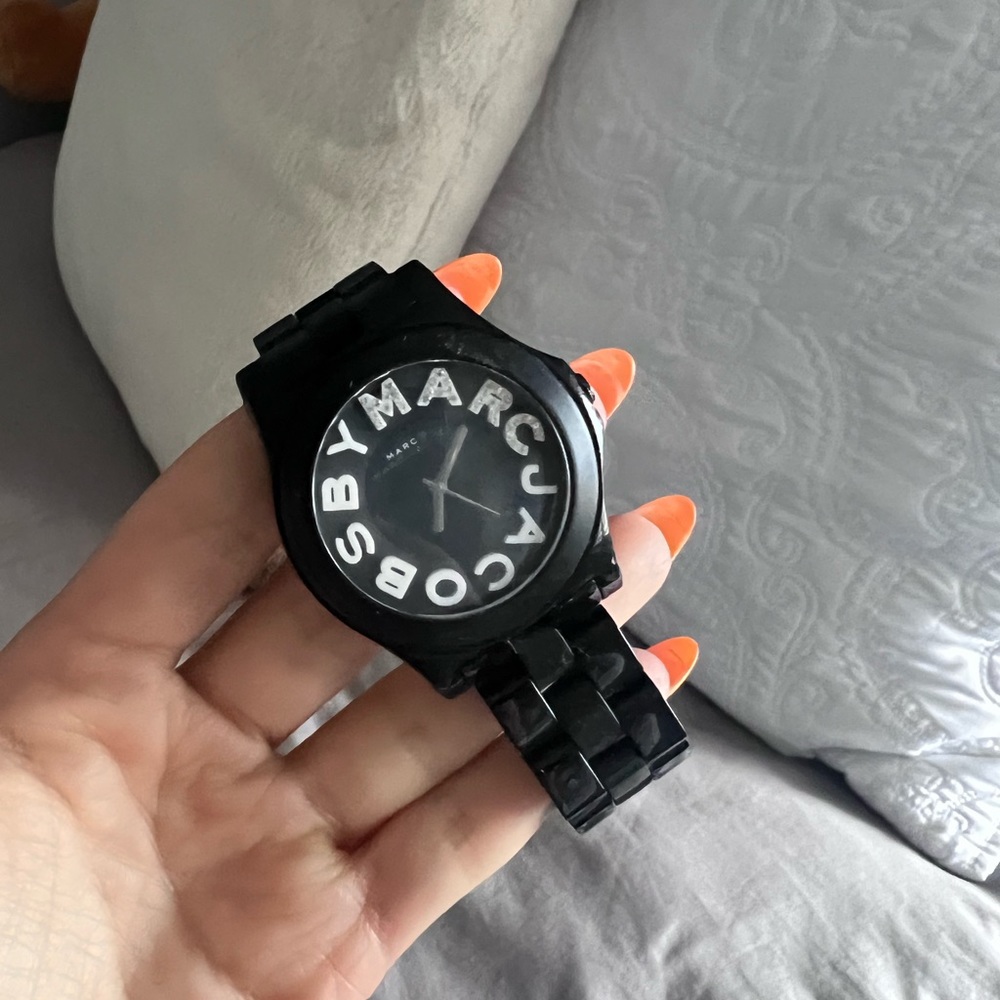 Black Marc Jacobs Watch - Picture 2 of 3